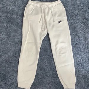 Nike jogger sweatpants size small